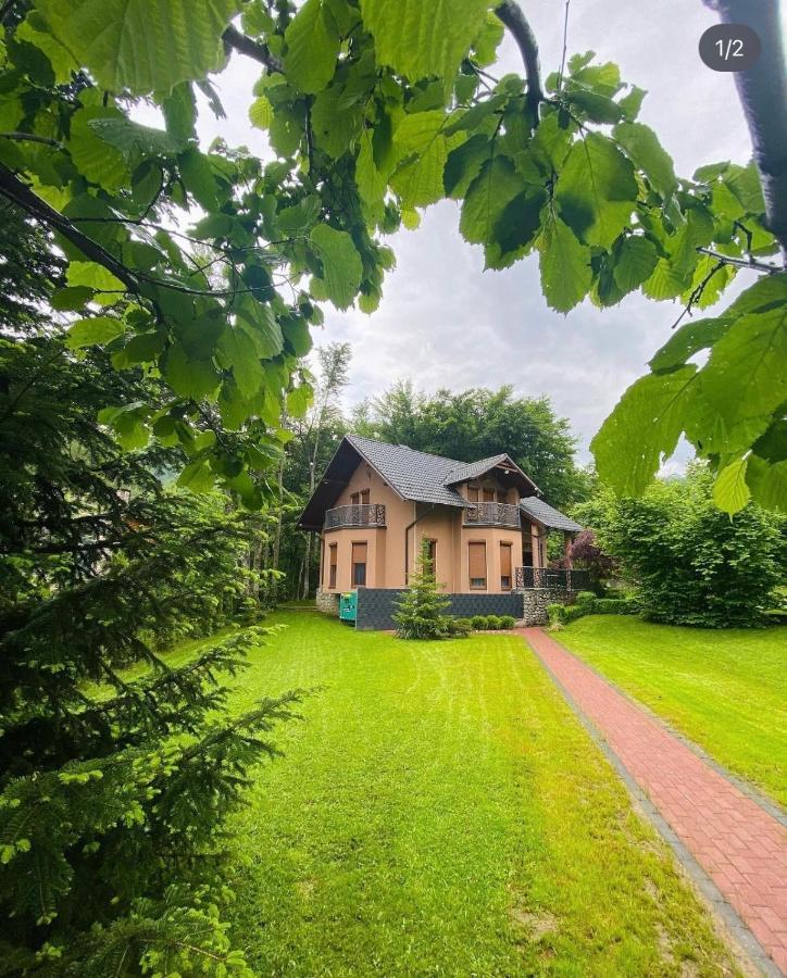 De La Villa Brezovice Exterior photo